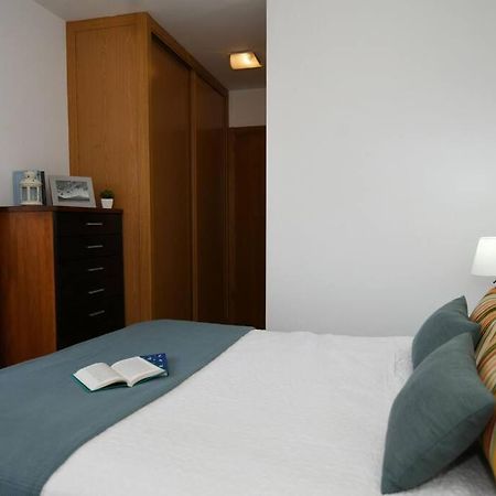 Vut Dos Dormitorios Pontevedra Bagian luar foto